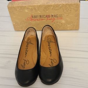 💥American Rag Slip on flats Sz 6